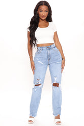 Whatever Is Clever – Zerrissene Boyfriendjeans im 90er-Stil – Mittelblaue Waschung